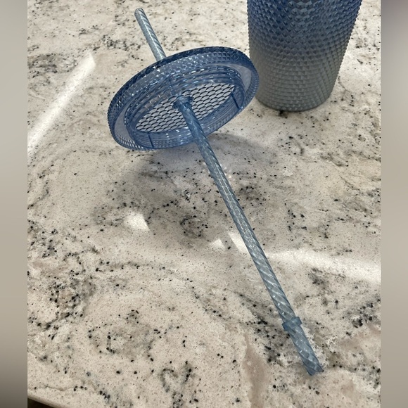 Starbucks 2023 Blue Silver Icicle Ombre Bling Studded Venti Tumbler. NWT. - Picture 6 of 8